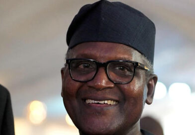 Le géant pétrolier nigérian Dangote veut lever un milliard de dollars