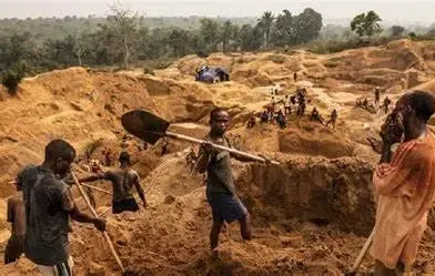 Dernière minute : le bilan de l’éboulement à Kintinian (Siguiri) s’alourdit